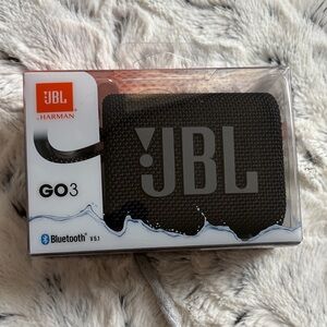 JBL GO3 Compact Bluetooth Speaker in Black